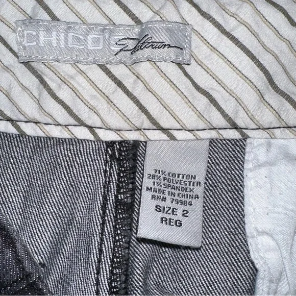 CHICO’S Platinum Black Jeans Chico’s Size 2 Regular - Picture 7 of 12